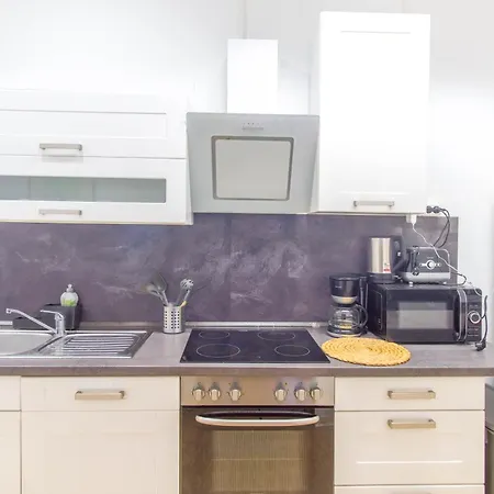 Reform بيت ضيافة *